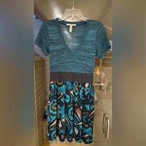 Rare Vintage American Rag Boho dress with elastic waist. Very flattering. EUC.